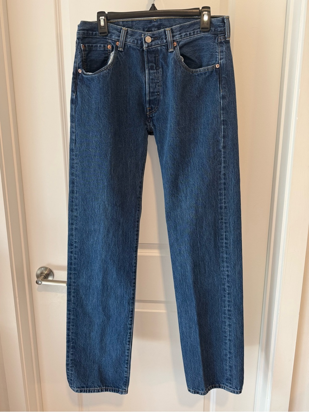 Vintage 501 Levi's Blue Straight-Leg Women's Jeans Size 33 X 36